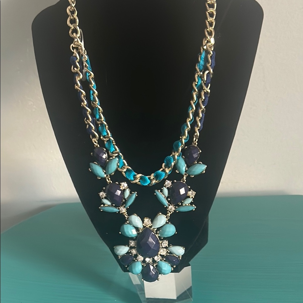 Multicolored Blue Rhinestone Gold Chain Ribbon Layered Statement Necklace Set - Picture 6 of 6